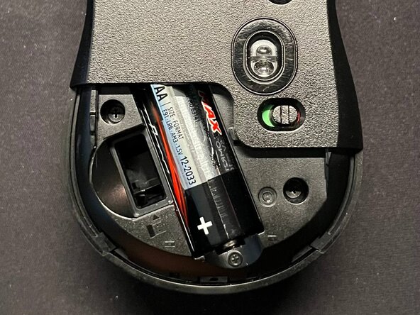 Logitech Signature M650 Teardown: crwdns2935265:02crwdnd2935265:02crwdnd2935265:03crwdne2935265:0