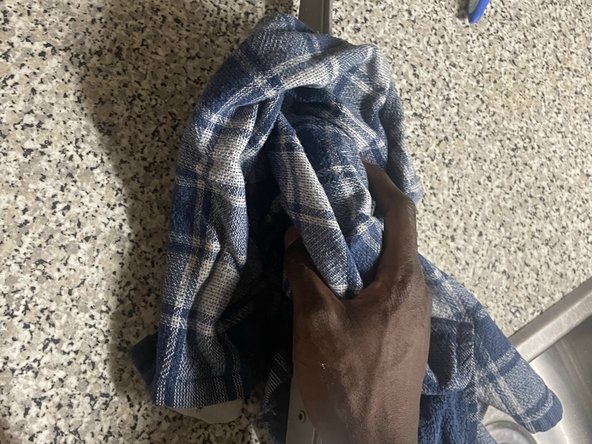 Removing and Cleaning Dishwasher Spray Arm: crwdns2935265:06crwdnd2935265:03crwdnd2935265:03crwdne2935265:0