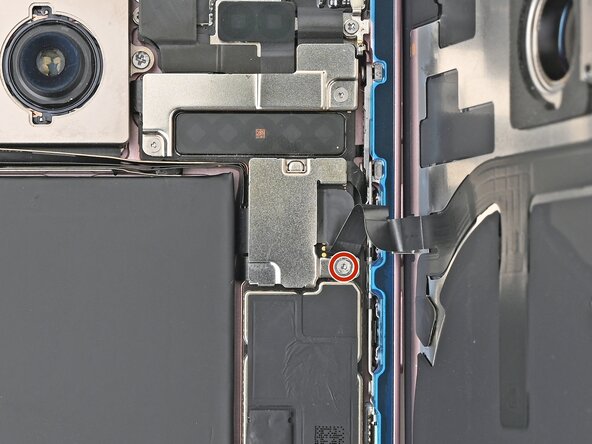 iPhone 15 Battery Replacement, Install the cover screws: stap 51, afbeelding 1 van 2