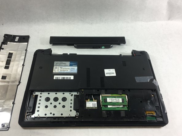 ASUS K53E-BBR1 Hard Drive Replacement: crwdns2935265:05crwdnd2935265:02crwdnd2935265:02crwdne2935265:0