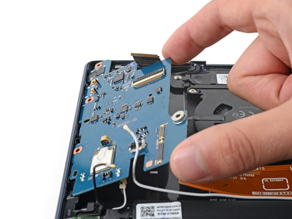 Samsung Galaxy Book Pro 360 15" Daughterboard Replacement, Remove the daughterboard: crwdns2935265:021crwdnd2935265:02crwdnd2935265:03crwdne2935265:0