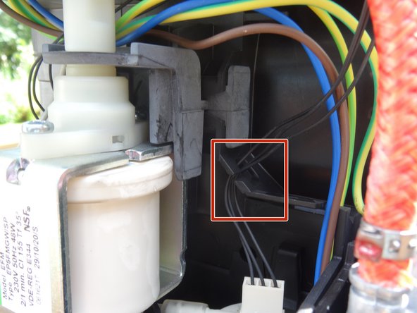 Philips EP models: pump replacement, Pump: crwdns2935265:07crwdnd2935265:02crwdnd2935265:03crwdne2935265:0