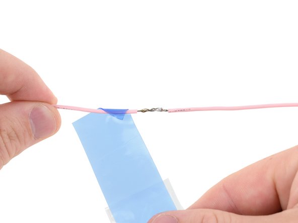 How to Apply Silicone Electrical Tape, Apply the tape: crwdns2935265:04crwdnd2935265:02crwdnd2935265:03crwdne2935265:0