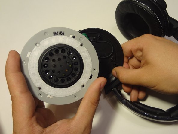 Skullcandy Mix Master DJ Mylar Driver Replacement: crwdns2935265:03crwdnd2935265:02crwdnd2935265:02crwdne2935265:0