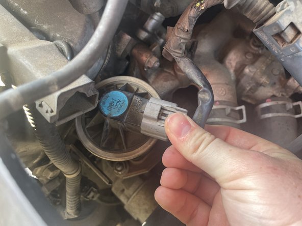 2004 Acura MDX EGR Valve Replacement: stap 9, afbeelding 2 van 2