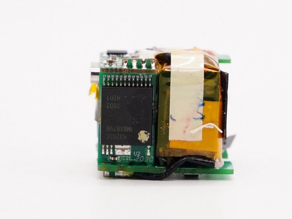 Teardown report: Anker Nano 20W PD charger A2633, Components details 4: 步骤 11 中的图像 2，3