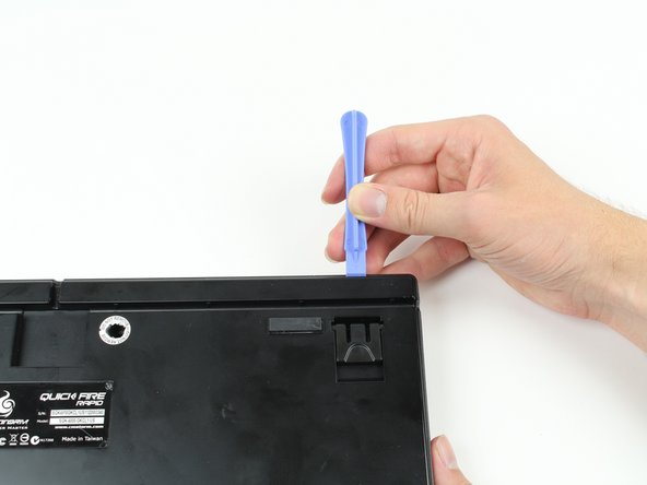 CM Storm QuickFire Rapid Switch Replacement, Seperating Back Panel from Front Panel: crwdns2935265:03crwdnd2935265:02crwdnd2935265:03crwdne2935265:0