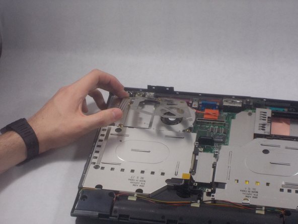 IBM ThinkPad A31 CPU Replacement: step 12, image 3 of 3