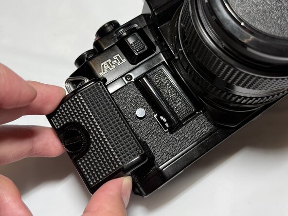 Canon A-1 Light Seal Replacement, Light Seal: crwdns2935265:01crwdnd2935265:03crwdnd2935265:03crwdne2935265:0