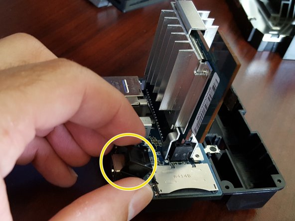 Lyve Home Teardown, Remove Main board enclosure: crwdns2935265:08crwdnd2935265:02crwdnd2935265:02crwdne2935265:0