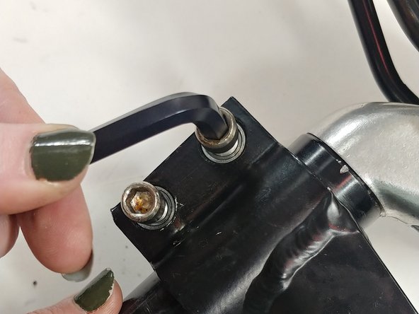 How to Replace a Bike Saddle When You Have a Rear Bike Rack: étape 9, image 3 de 3