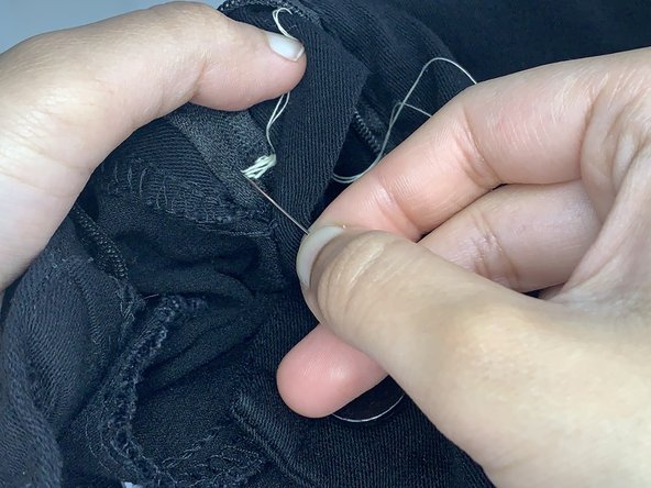 How to Repair an Unhooked Zipper: crwdns2935265:05crwdnd2935265:02crwdnd2935265:03crwdne2935265:0