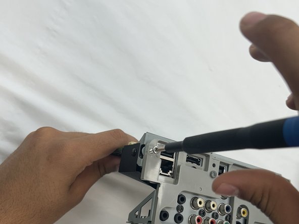 Hitachi CP-X2011N Speakers Replacement: crwdns2935265:05crwdnd2935265:03crwdnd2935265:03crwdne2935265:0