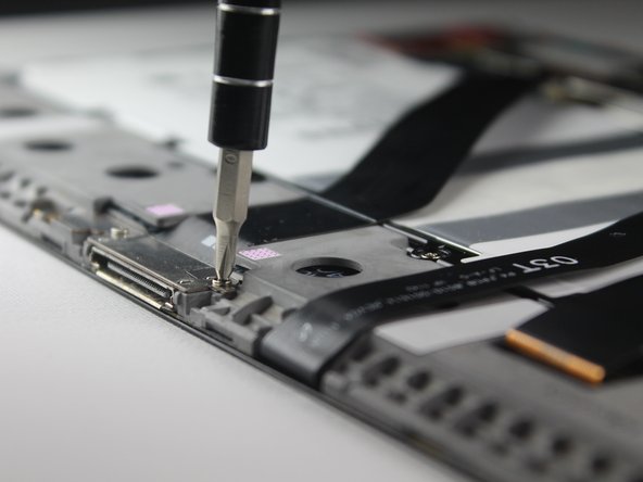 Samsung Galaxy Tab 10.1 4G Charge Port Replacement: crwdns2935265:09crwdnd2935265:02crwdnd2935265:02crwdne2935265:0