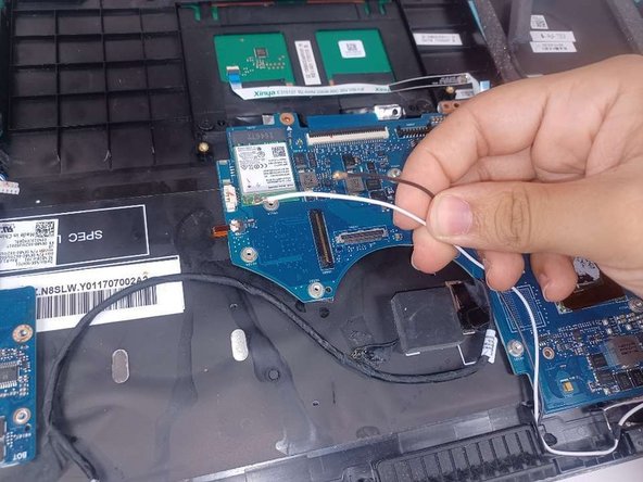 Asus Q524U Wi-Fi Card Replacement: stap 0, afbeelding 2 van 2