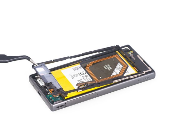 Sony Xperia Z5 Compact LCD Screen Assembly Replacement: Schritt 4, Bild 2 von 3