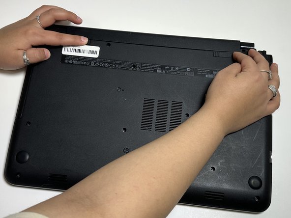 HP 15-g029wm Screen Replacement: crwdns2935265:03crwdnd2935265:02crwdnd2935265:03crwdne2935265:0