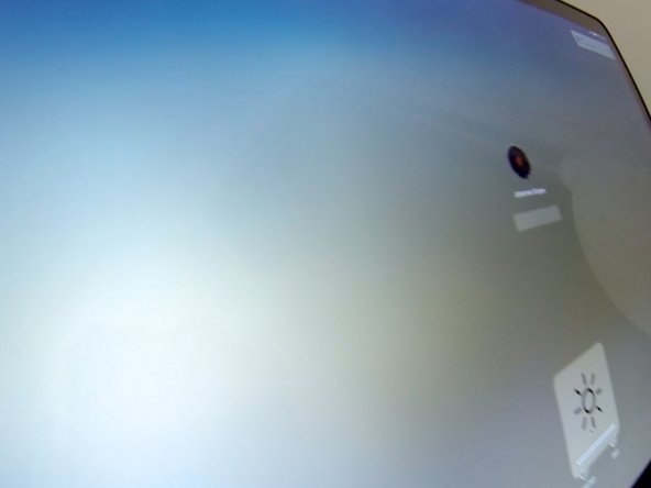 How to fix scratches in the screen of a macbook, The result: crwdns2935265:05crwdnd2935265:02crwdnd2935265:02crwdne2935265:0