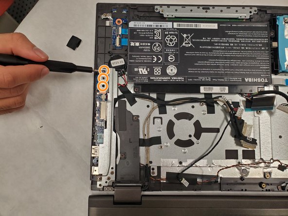 Toshiba Satellite P55W-C5316 Screen Replacement, Screen: crwdns2935265:06crwdnd2935265:02crwdnd2935265:02crwdne2935265:0