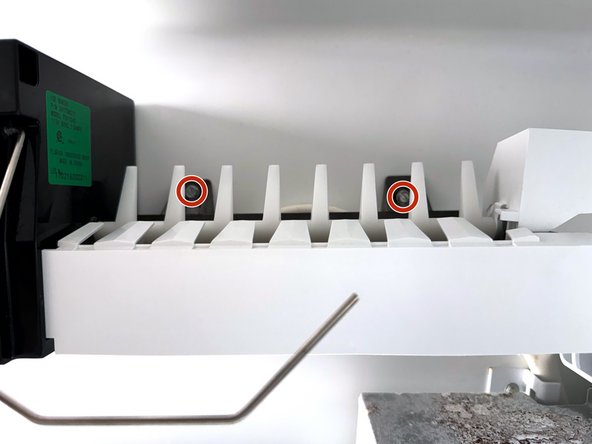 Frigidaire Side-By-Side Refrigerator Evaporator Fan Cover Removal, Unfasten the ice maker: crwdns2935265:03crwdnd2935265:02crwdnd2935265:03crwdne2935265:0