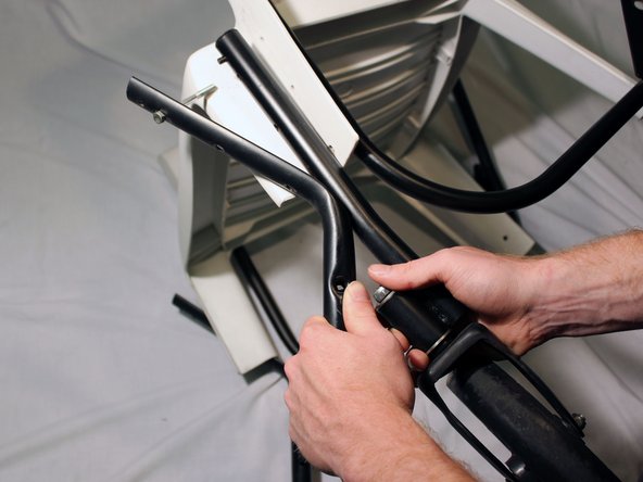 Free Wheelchair Mission GEN 1 Teardown, Remove Front Frame and Castor Wheels: crwdns2935265:07crwdnd2935265:02crwdnd2935265:02crwdne2935265:0