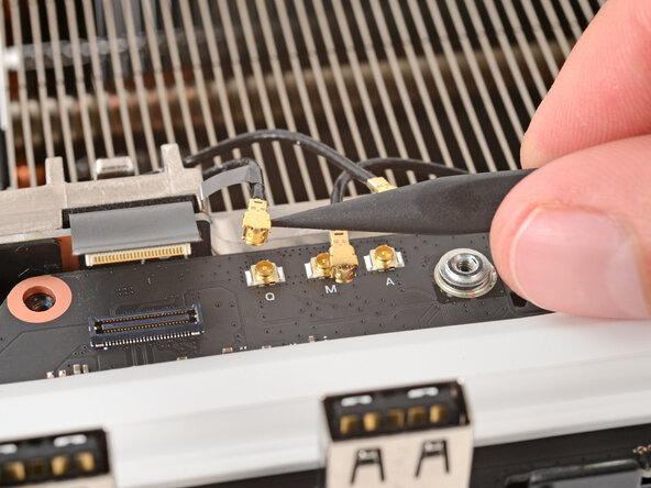 Steam Machine (2026) Front USB and Power Button Board Replacement: step 15, image 3 of 3