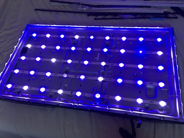 Samsung TV UE40MU5120KXXU LED backlight strips Replacement: stap 0, afbeelding 2 van 3