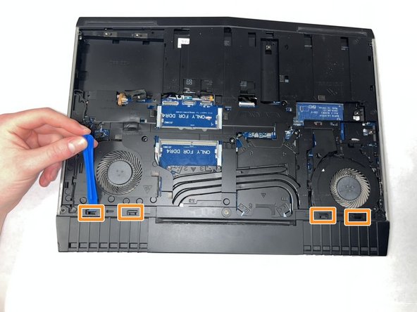 Dell Alienware 15 R3 Fan Replacement: crwdns2935265:04crwdnd2935265:02crwdnd2935265:03crwdne2935265:0