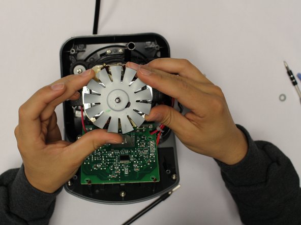 Ninja Professional Blender BL660 Fan Replacement: crwdns2935265:08crwdnd2935265:02crwdnd2935265:02crwdne2935265:0