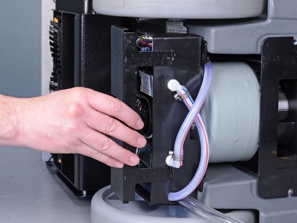 Karcher Carpet Cleaner BRC3015C 2018 Pump Replacement: crwdns2935265:06crwdnd2935265:02crwdnd2935265:02crwdne2935265:0