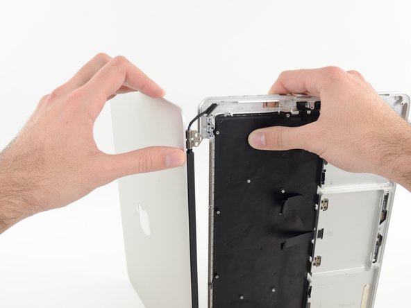 MacBook Pro 13" Retina Display Late 2012 Upper Case Replacement: crwdns2935265:058crwdnd2935265:03crwdnd2935265:03crwdne2935265:0