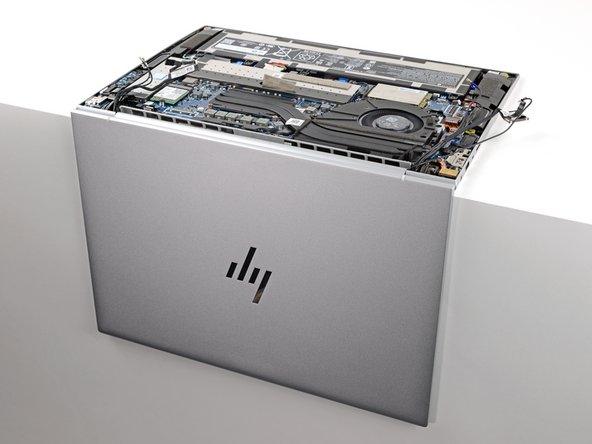 HP EliteBook 845 G9 Display Assembly Replacement, Hang the screen over an edge: crwdns2935265:014crwdnd2935265:03crwdnd2935265:03crwdne2935265:0