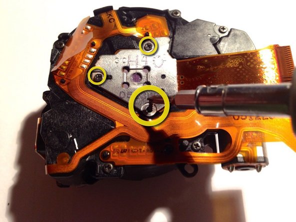 Panasonic Lumix DMC-TZ10 Image Sensor Repair, Remove Imaging Chip: crwdns2935265:07crwdnd2935265:02crwdnd2935265:03crwdne2935265:0