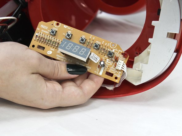 Black and Decker DCM100R Control Panel Circuit Board Replacement: crwdns2935265:011crwdnd2935265:02crwdnd2935265:02crwdne2935265:0