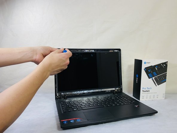 Lenovo IdeaPad 110 Touch-15ACL Screen Replacement: crwdns2935265:08crwdnd2935265:02crwdnd2935265:03crwdne2935265:0