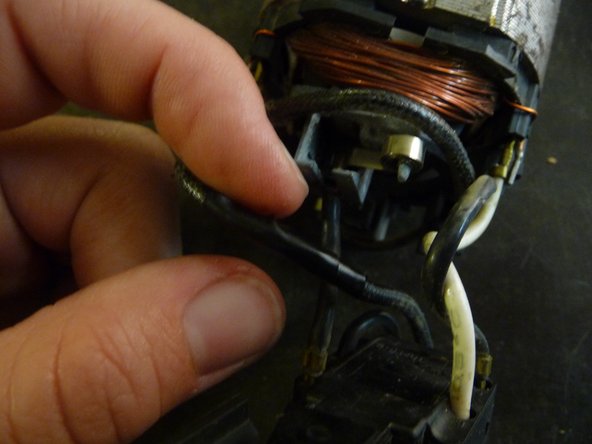 DeWALT DW106 Amp Drill Maintenance: crwdns2935265:05crwdnd2935265:03crwdnd2935265:03crwdne2935265:0