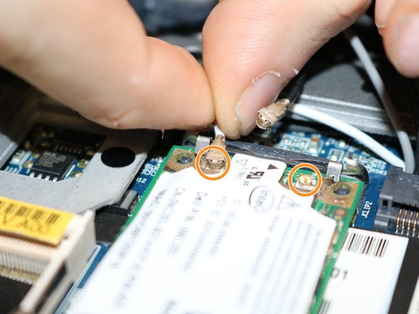 Dell Latitude D430 Wireless Adapter Replacement: crwdns2935265:04crwdnd2935265:02crwdnd2935265:03crwdne2935265:0