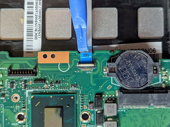 ASUS VivoBook S400C Motherboard Replacement, Disconnect the LED Board Cable: crwdns2935265:037crwdnd2935265:03crwdnd2935265:03crwdne2935265:0