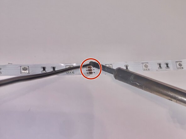 How to Repair LED Strip Lights: crwdns2935265:03crwdnd2935265:01crwdnd2935265:01crwdne2935265:0