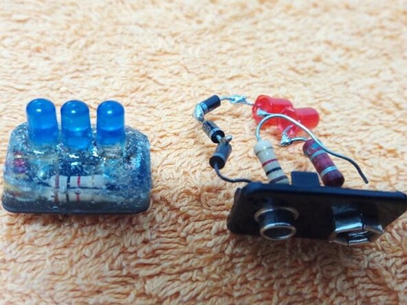 9V batterijtester met 2 rode LED's - zelfgemaakt ontwerp.: stap 5, afbeelding 3 van 3