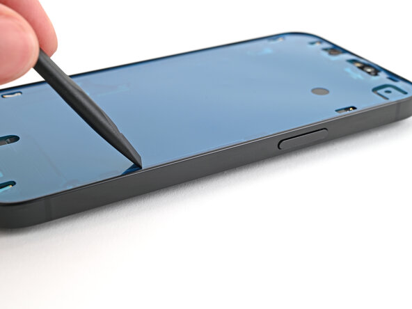iPhone 16e Screen Replacement