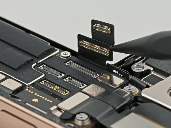 iPhone 16 Pro Rear Cameras Replacement