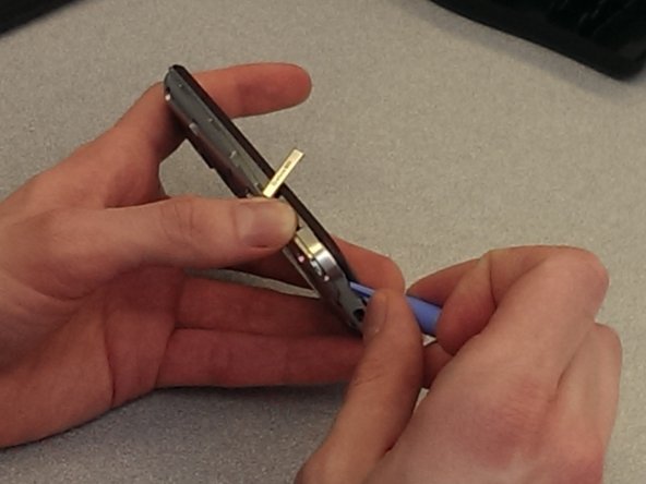 Disassembling LG Vortex, Remove the Back Frame: crwdns2935265:05crwdnd2935265:02crwdnd2935265:03crwdne2935265:0