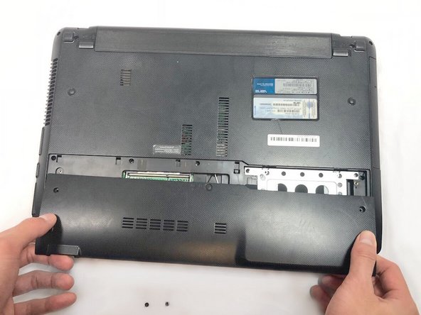 Asus A53E-ES92 Wifi Card Replacement: crwdns2935265:03crwdnd2935265:03crwdnd2935265:03crwdne2935265:0