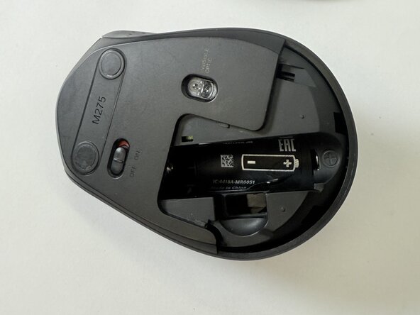 Logitech M275 Scroll Wheel Replacement, Scroll Wheel: crwdns2935265:01crwdnd2935265:03crwdnd2935265:03crwdne2935265:0