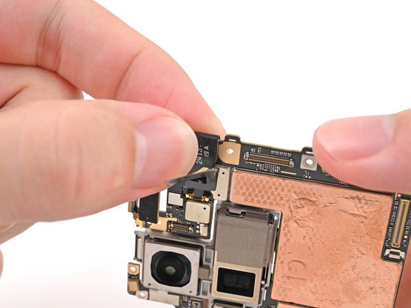 Google Pixel 9 Pro Fold 5G mmWave Antenna Replacement, Reinstall the 5G mmWave Antenna: 51 단계, 이미지 3개 중 3개