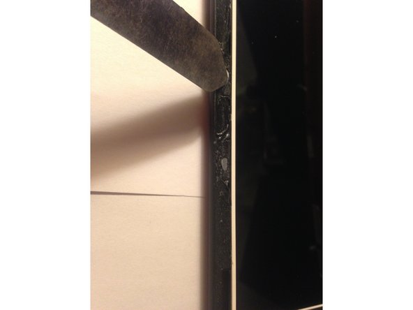 Amazon Fire 5th Generation Teardown, The sides of the front: crwdns2935265:020crwdnd2935265:02crwdnd2935265:03crwdne2935265:0