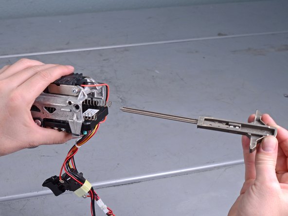 Dewalt Nailers DCN680D1 2018 Driver Blade Replacement, Remove the driver assembly: crwdns2935265:012crwdnd2935265:03crwdnd2935265:03crwdne2935265:0