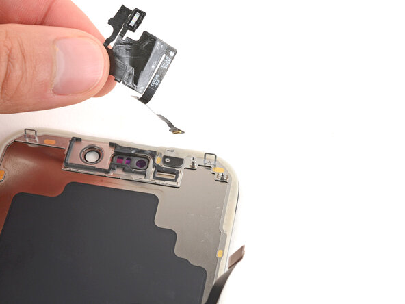 iPhone 17 Pro Screen Replacement, Remove the sensors: crwdns2935265:028crwdnd2935265:03crwdnd2935265:03crwdne2935265:0