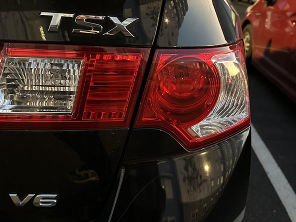 2009-2014 Acura TSX Brake Light Replacement: crwdns2935265:08crwdnd2935265:02crwdnd2935265:03crwdne2935265:0
